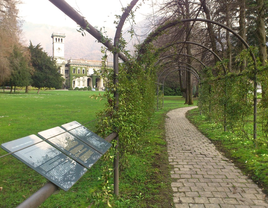 Parco Villa Erba2